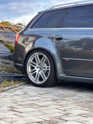 Audi RS4 B7 - 2007