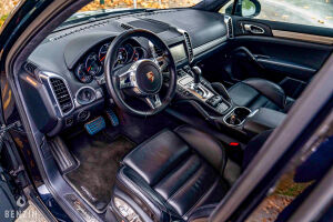 Porsche Cayenne Turbo - 2010