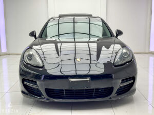 Porsche Panamera 4S - 2011