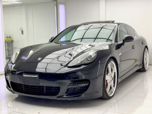 Porsche Panamera 4S - 2011