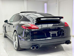 Porsche Panamera 4S - 2011