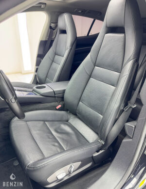 Porsche Panamera 4S - 2011