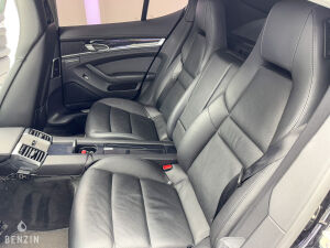 Porsche Panamera 4S - 2011