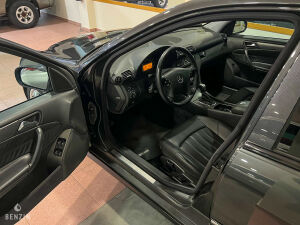 Mercedes-Benz C32 AMG W203 - 2002