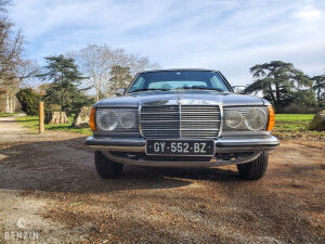 Mercedes-Benz 230CE W123 - 1983