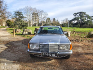 Mercedes-Benz 230CE W123 - 1983