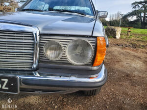 Mercedes-Benz 230CE W123 - 1983