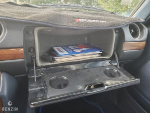 Mercedes-Benz 230CE W123 - 1983