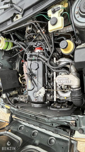 Renault 21 TXE - 1988