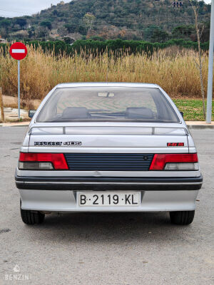 Peugeot 405 Mi16 - 1989