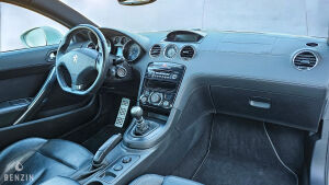 Peugeot RCZ THP 200 - 2010