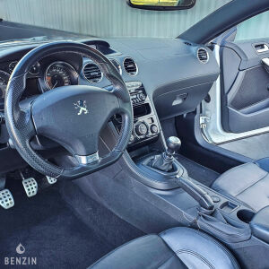 Peugeot RCZ THP 200 - 2010