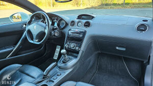 Peugeot RCZ THP 200 - 2010