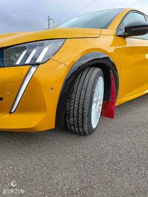 Peugeot 208 GT "Rallye 6" - 2022