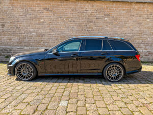 Mercedes-Benz C63 AMG T - 2014