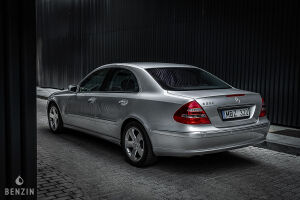 Mercedes-Benz E320 W211 - 2002