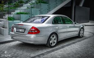 Mercedes-Benz E320 W211 - 2002