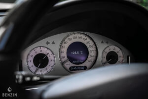 Mercedes-Benz E320 W211 - 2002