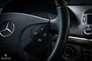 Mercedes-Benz E320 W211 - 2002