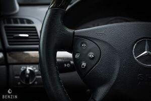 Mercedes-Benz E320 W211 - 2002