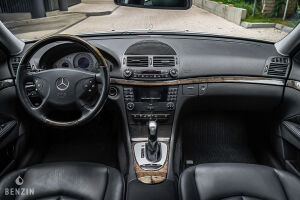 Mercedes-Benz E320 W211 - 2002