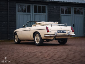 MG B - 1969