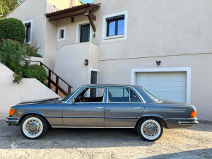 Mercedes-Benz 350 SE W116 - 1975