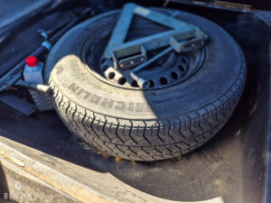 Mercedes-Benz 350 SE W116 - 1975