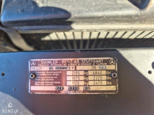 Mercedes-Benz 350 SE W116 - 1975