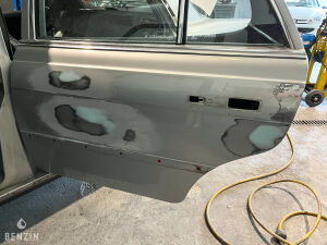 Mercedes-Benz 350 SE W116 - 1975