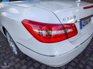 Mercedes-Benz E350 CGI cabriolet - 2010