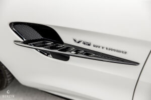 Mercedes-Benz AMG GT-R Roadster - 2019