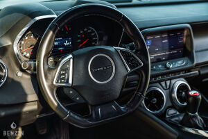 Chevrolet Camaro LT1 - 2021