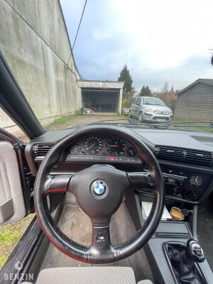 BMW 325i e30 M-Tech 2 - 1989