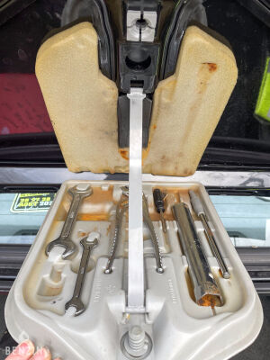 BMW 325i e30 M-Tech 2 - 1989