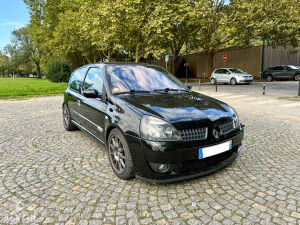 Renault Clio 2 RS 182 - 2004