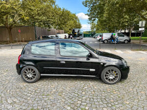 Renault Clio 2 RS 182 - 2004