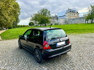 Renault Clio 2 RS 182 - 2004