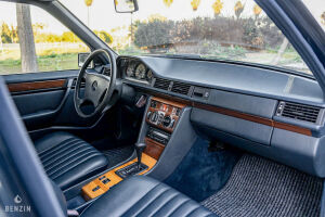 Mercedes-Benz 260 E “Pullman” W124 - 1991