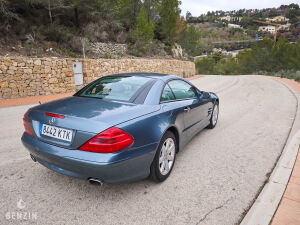Mercedes-Benz SL 500 R230 - 2001