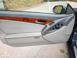 Mercedes-Benz SL 500 R230 - 2001