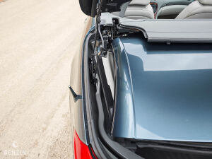 Mercedes-Benz SL 500 R230 - 2001