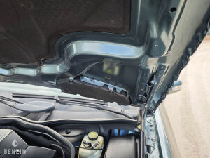 Mercedes-Benz SL 500 R230 - 2001