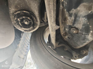 Mercedes-Benz SL 500 R230 - 2001