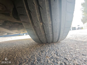 Mercedes-Benz SL 500 R230 - 2001