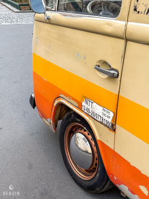 Volkswagen Combi T2 Campervan - 1987