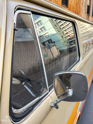 Volkswagen Combi T2 Campervan - 1987