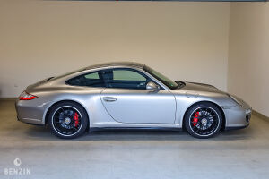 Porsche 911 type 997 Carrera GTS - 2012