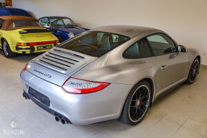 Porsche 911 type 997 Carrera GTS - 2012