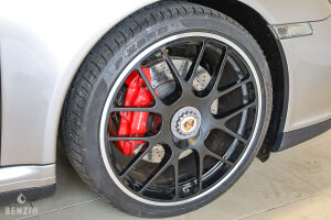 Porsche 911 type 997 Carrera GTS - 2012